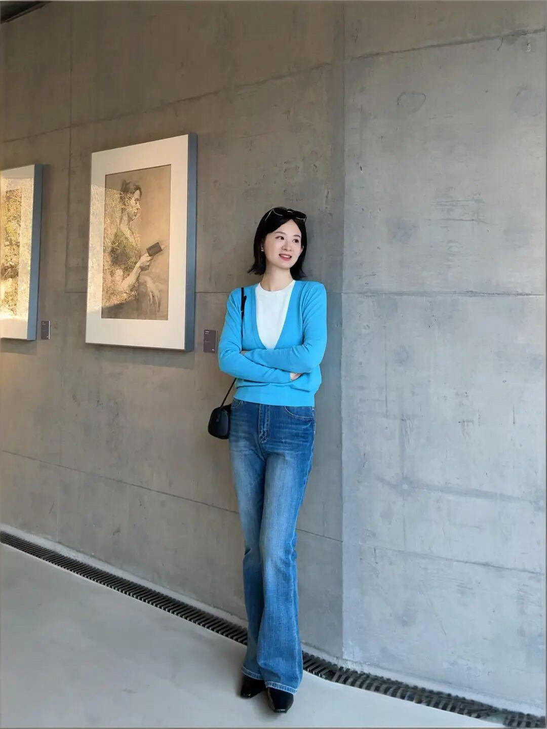 Casual Chic: Blue Cardigan with Denim Jeans and White Top