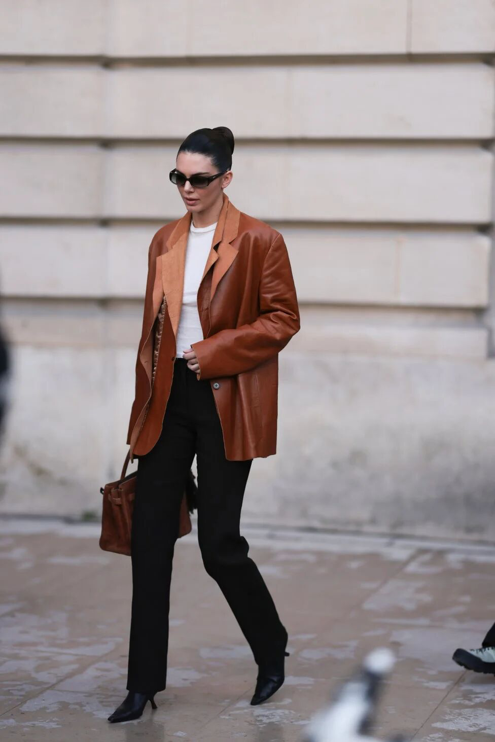 Chic Leather Blazer and Tailored Pants Ensemble in Warm Brown and Classic Black