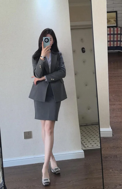 Chic Gray Blazer and Pencil Skirt Ensemble with Elegant Accents