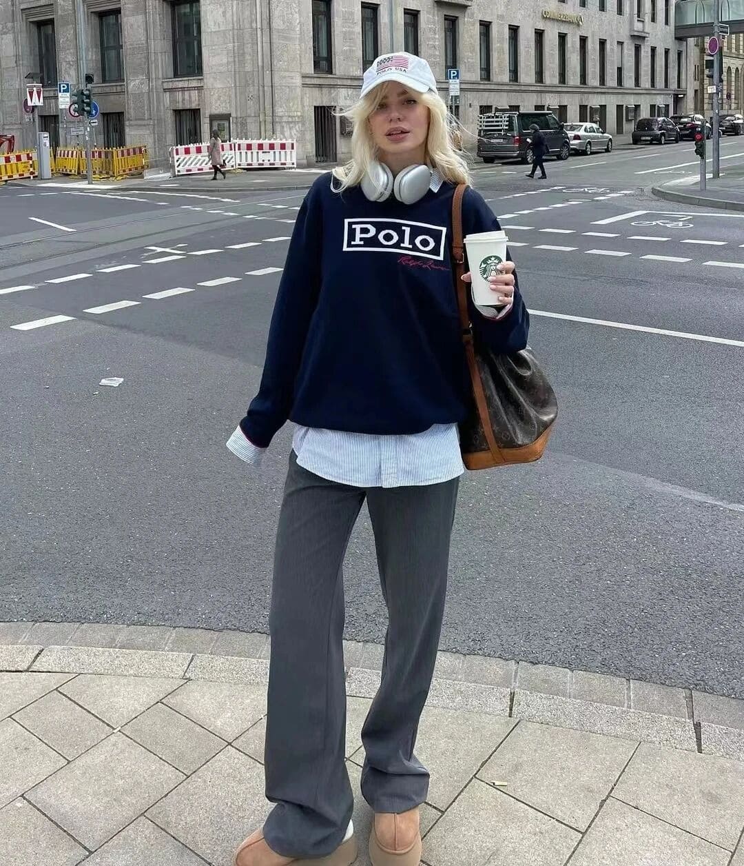 Wide leg pants and sweatshirt shirt outfit